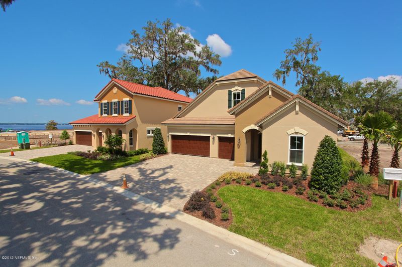 1329 Sunset View Ln, Jacksonville, FL 32207