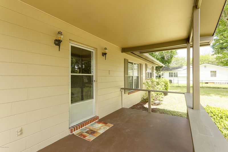 13324 Lanier Rd, Jacksonville, FL 32226