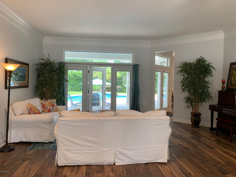 1335 Marsh Harbor Dr, Jacksonville, FL 32225