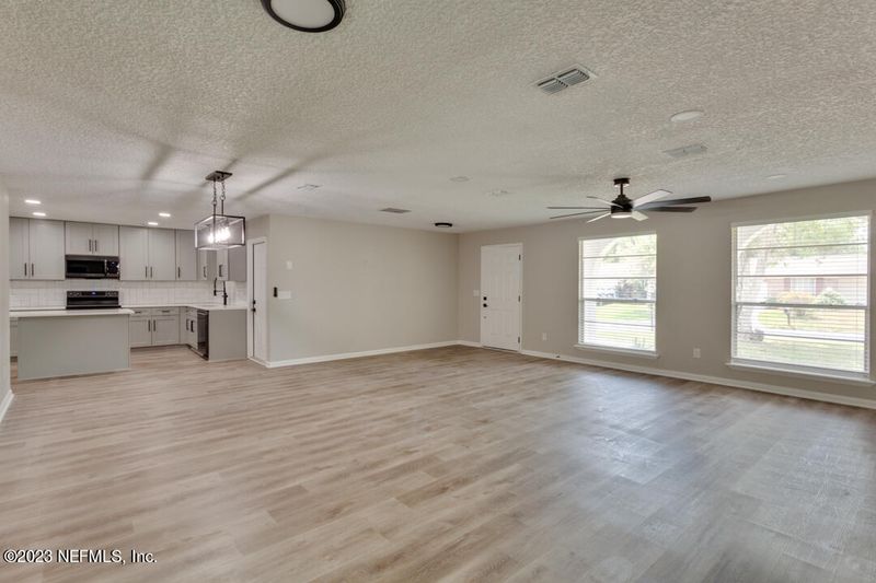 1335 N Chablis Ct, Orange Park, FL 32073