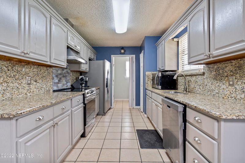 1336 Bee St N, Orange Park, FL 32065