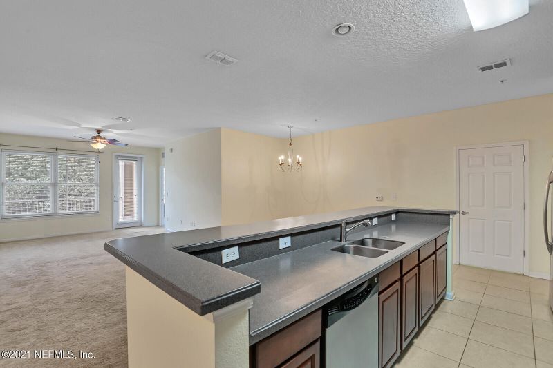 13364 Beach Blvd #424, Jacksonville, FL 32224