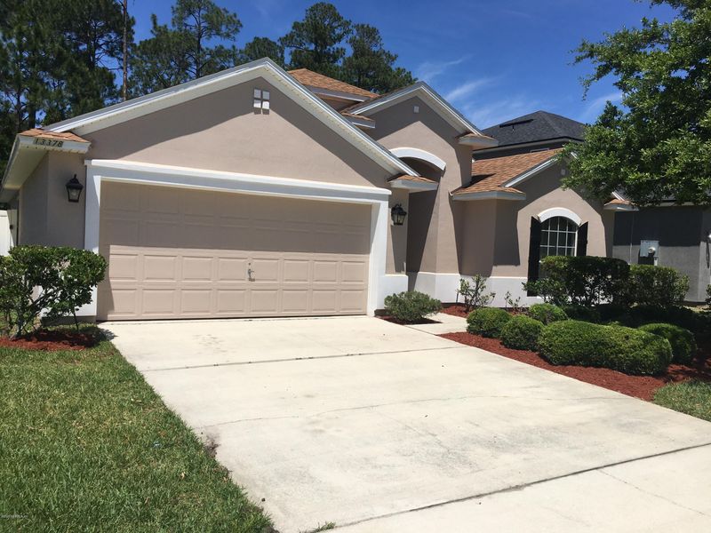 13378 Devan Lee Dr E, Jacksonville, FL 32226