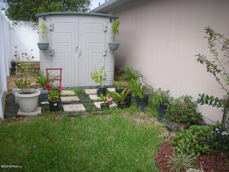 1340 Marcus Ln, Jacksonville, FL 32218