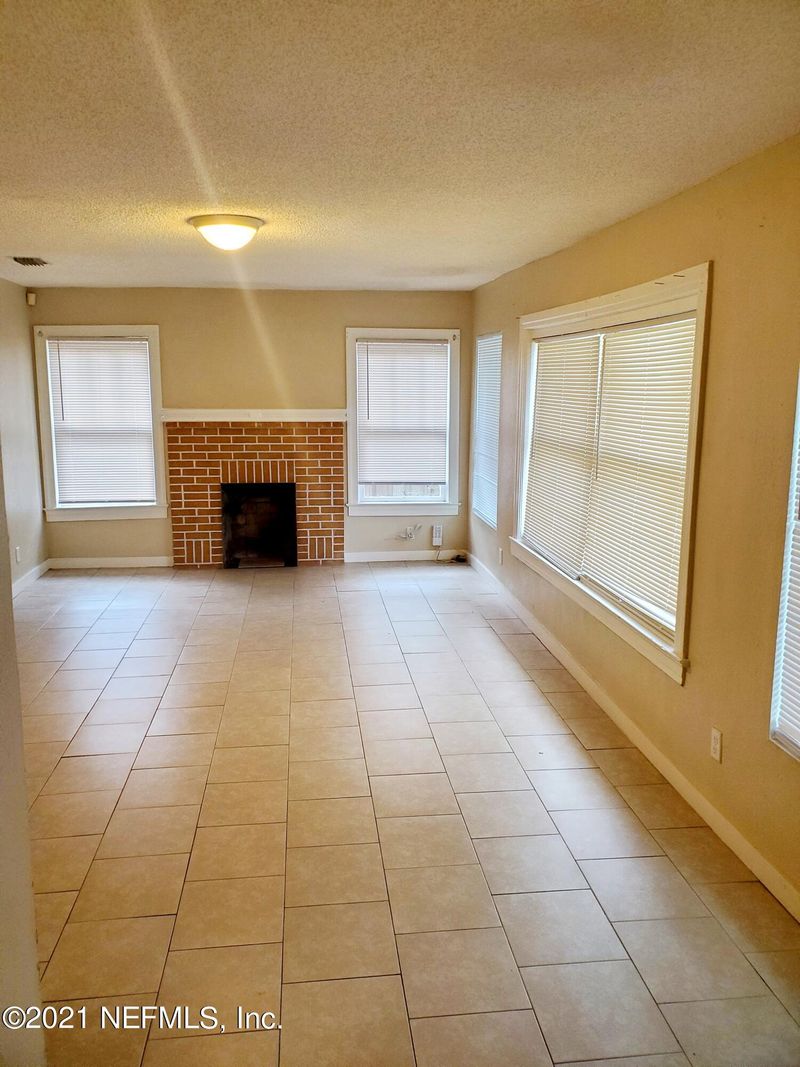 1340 W 9th St, Jacksonville, FL 32209