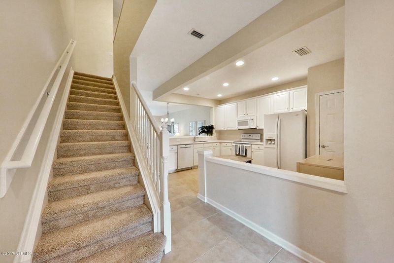 13455 Stone Pond Dr, Jacksonville, FL 32224