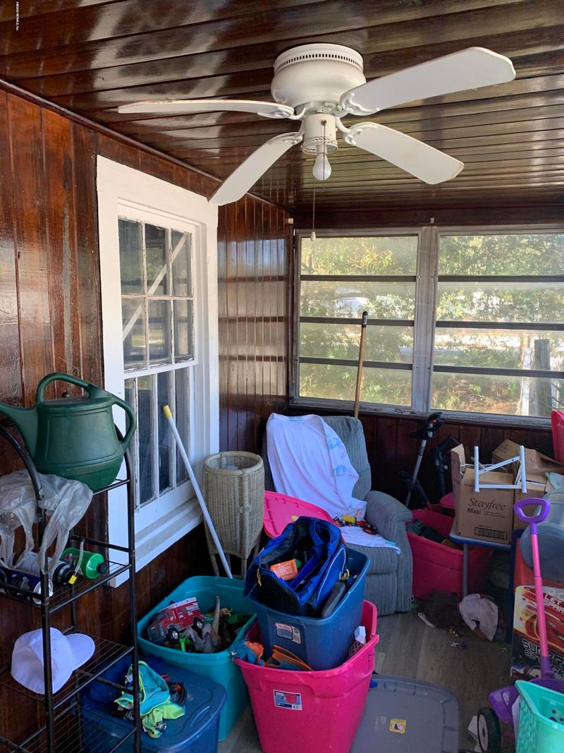 1348 Spearing St, Jacksonville, FL 32206