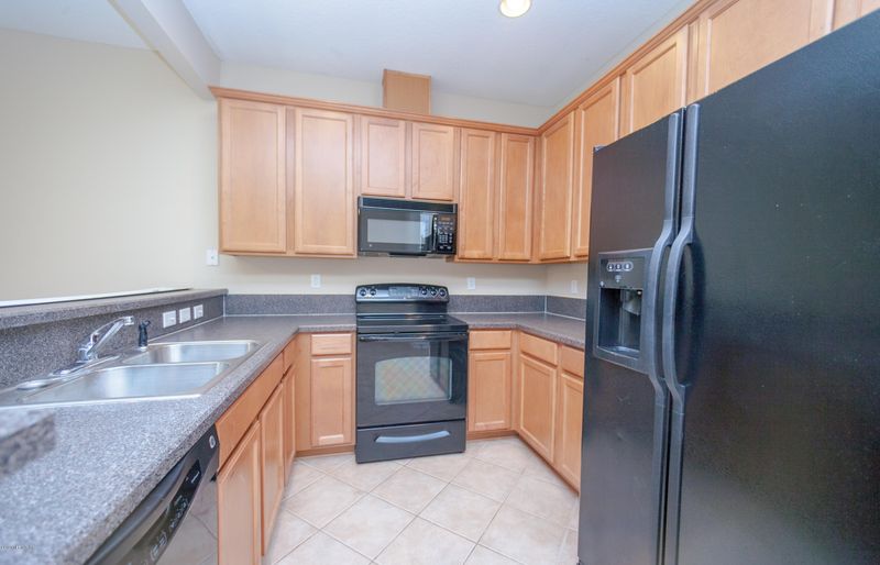 13490 Prism Ct, Jacksonville, FL 32258