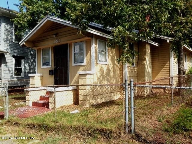 135 23rd St W, Jacksonville, FL 32206