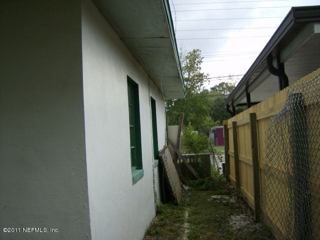 135 44th St W, Jacksonville, FL 32208
