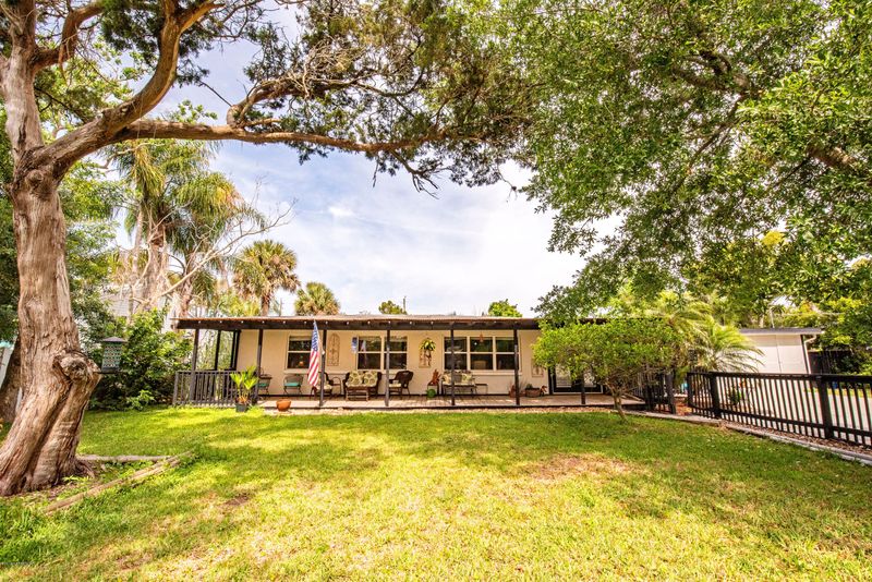 135 Menendez Rd, St Augustine, FL 32080