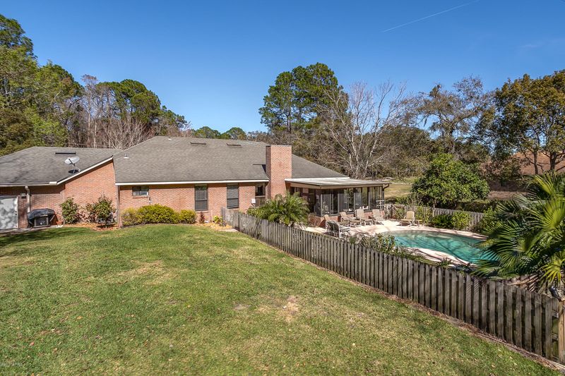 1351 Blackmon Rd, Green Cove Springs, FL 32043