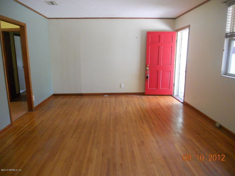 1351 Lamboll Ave, Jacksonville, FL 32205