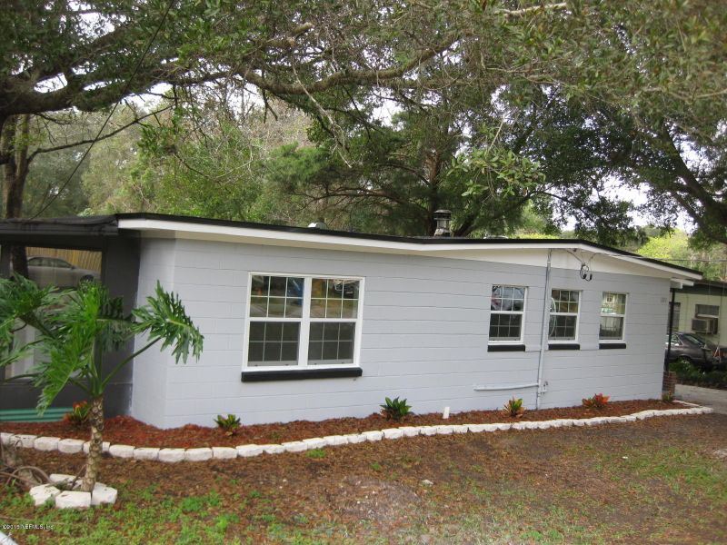 1352 Domas Dr, Jacksonville, FL 32211