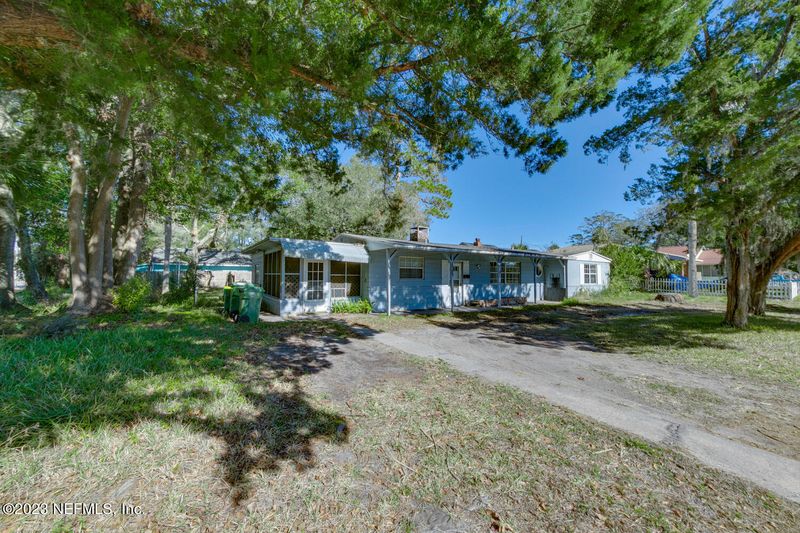 1353 1st Ave N, Jacksonville Beach, FL 32250