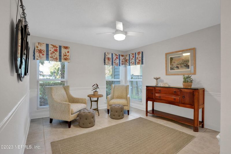 1354 Pinewood Rd, Jacksonville Beach, FL 32250