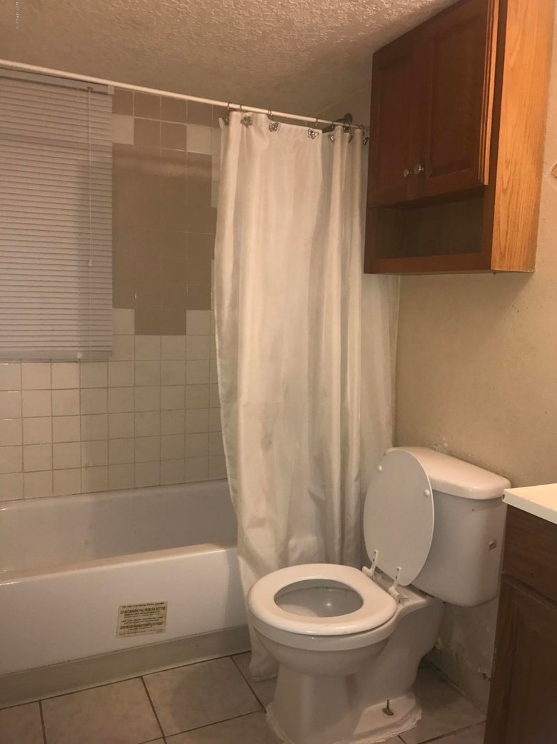 13541356 24th St, Jacksonville, FL 32209