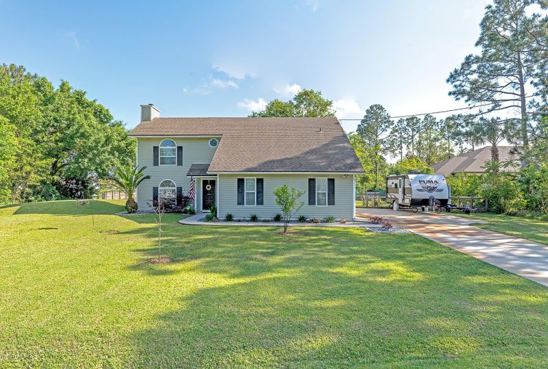 13542 Chauny Rd, Jacksonville, FL 32246