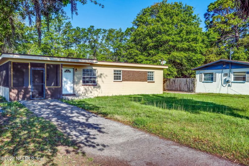 13544 Gillespie Ave, Jacksonville, FL 32218