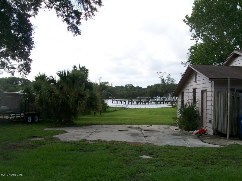 1356 River Hills Cir E, Jacksonville, FL 32211