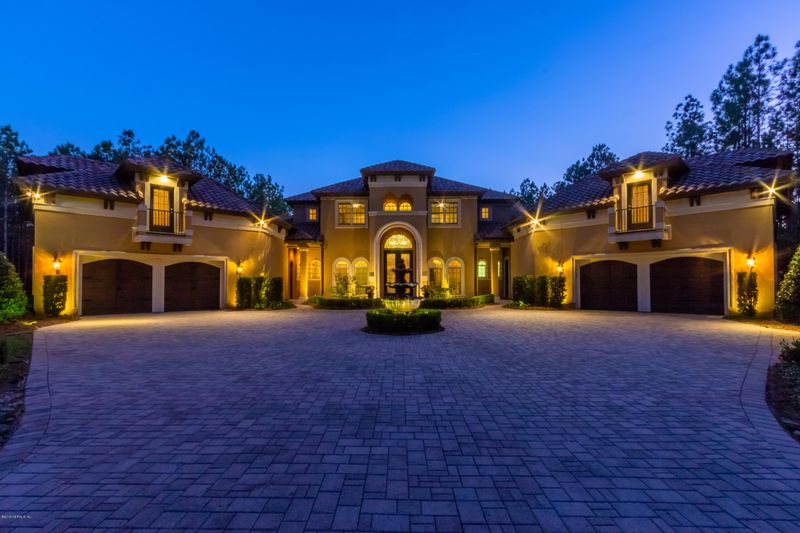 136 Greenbriar Estates Dr, Jacksonville, FL 32259