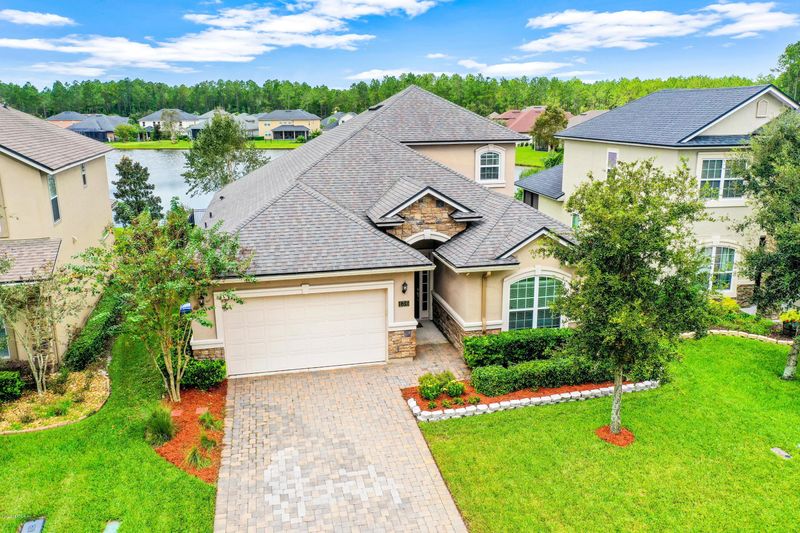 136 Longwood St, St Johns, FL 32259