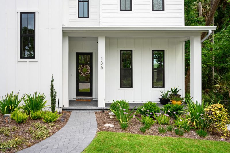 136 Matthews Ln, Ponte Vedra Beach, FL 32082
