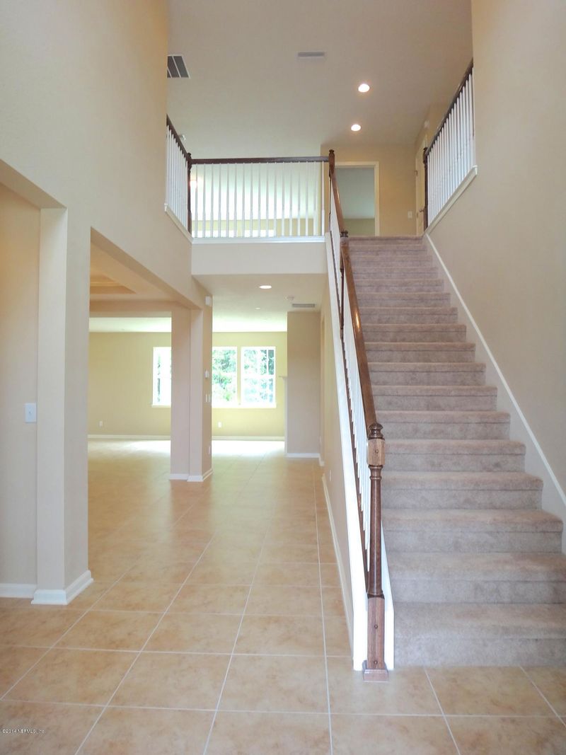 136 Sarah Elizabeth Dr, St Johns, FL 32259