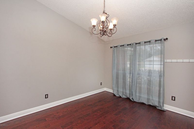 1360 Marsh Grass Ct, Jacksonville, FL 32218