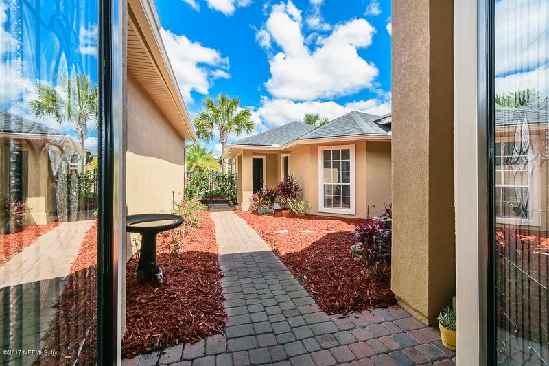 1361 Holmes Landing Dr, Orange Park, FL 32003