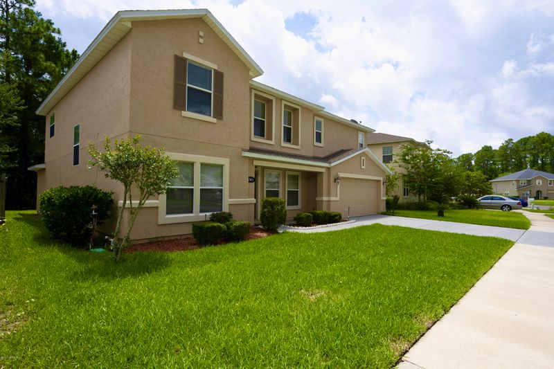 1363 Dunns Lake Dr, Jacksonville, FL 32218