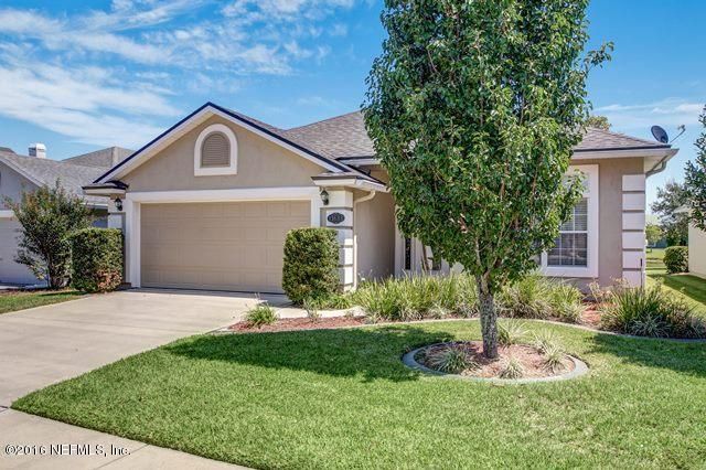 13633 Canoe Ct, Jacksonville, FL 32226