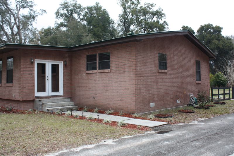 1364 Rosehill Ave, Green Cove Springs, FL 32043