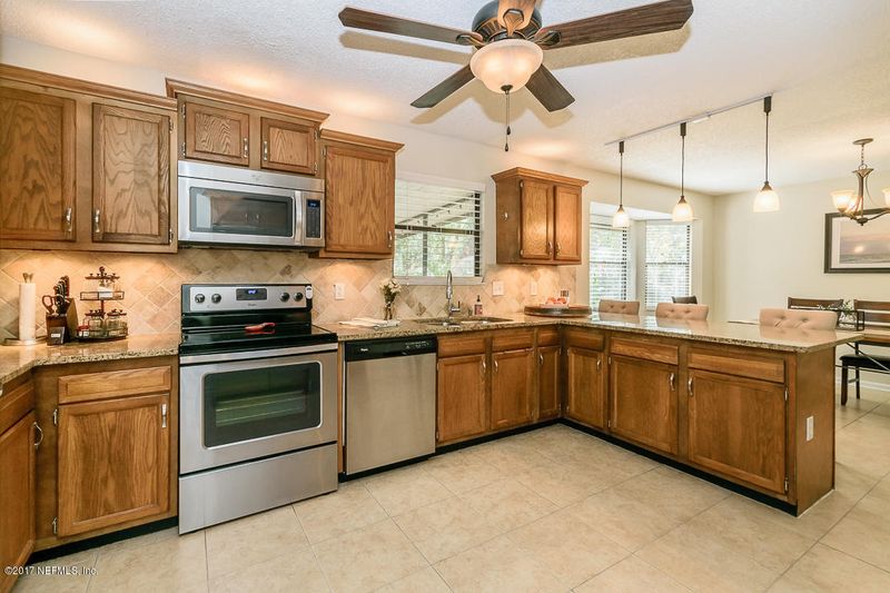 13642 Picarsa Dr, Jacksonville, FL 32225