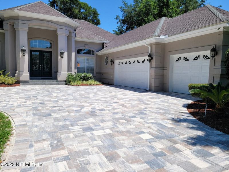 13649 Marsh Harbor Dr N, Jacksonville, FL 32225