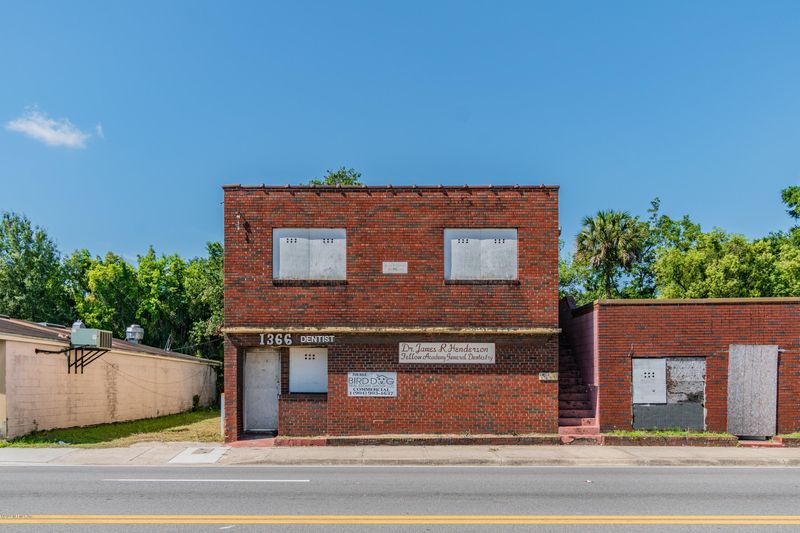 1366 Kings Rd, Jacksonville, FL 32209