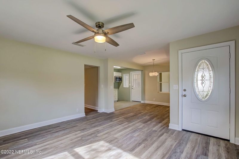 1366 Murray Dr, Jacksonville, FL 32205