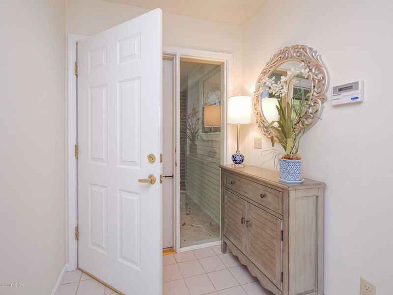13666 W M Davis Pw W, Jacksonville, FL 32224