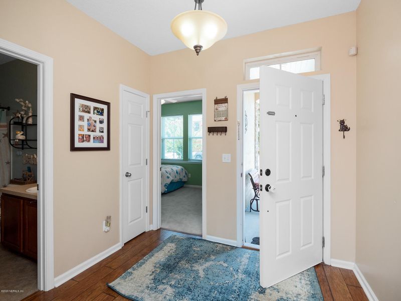 13680 Devan Lee Dr N, Jacksonville, FL 32226