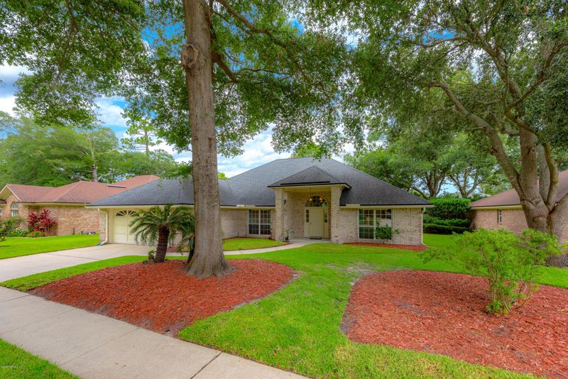 13687 Covington Creek Dr, Jacksonville, FL 32224