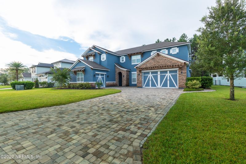 137 Blue Sky Dr, St Johns, FL 32259