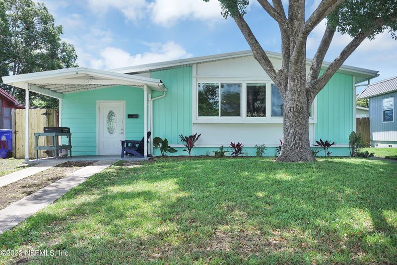 137 Phoenetia Dr, St Augustine, FL 32086