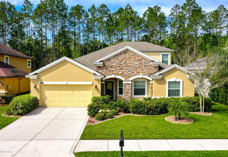 137 Quail Creek Cir, St Johns, FL 32259