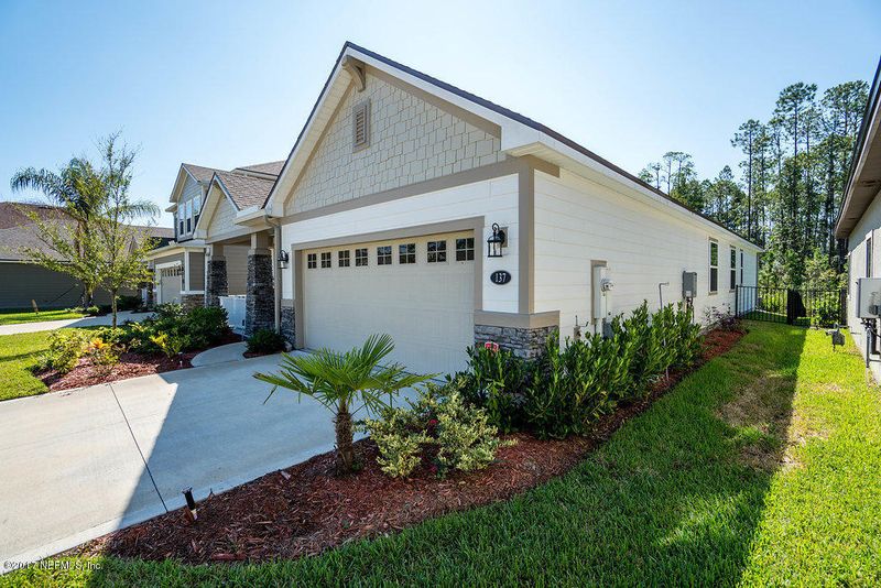 137 White Marsh Dr, Jacksonville, FL 32081