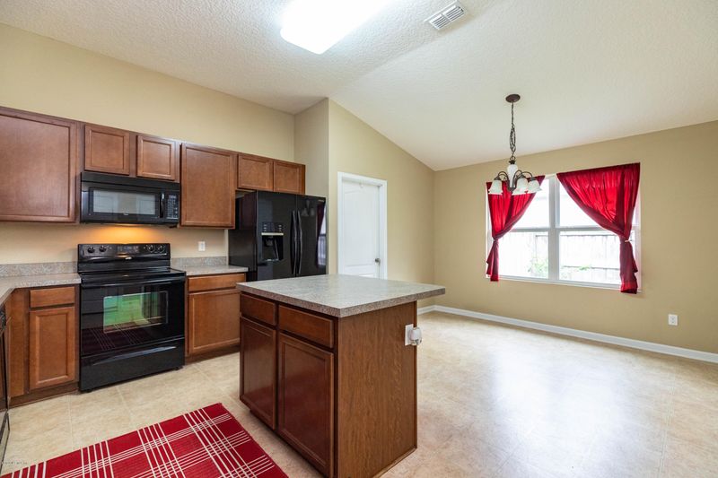 1372 Creek Point Blvd, Jacksonville, FL 32218