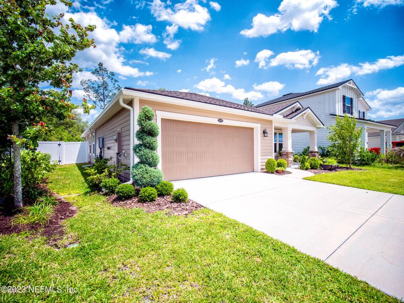 13725 Holsinger Blvd, Jacksonville, FL 32256