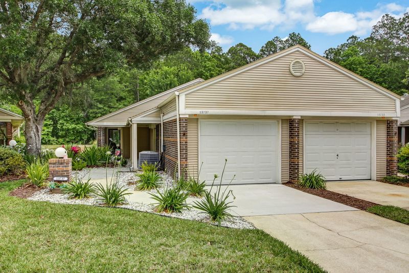 13737 W M Davis Pw, Jacksonville, FL 32224