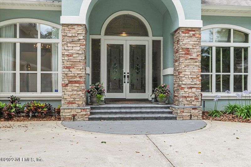 13748 Hammock Cay Dr, Jacksonville, FL 32225