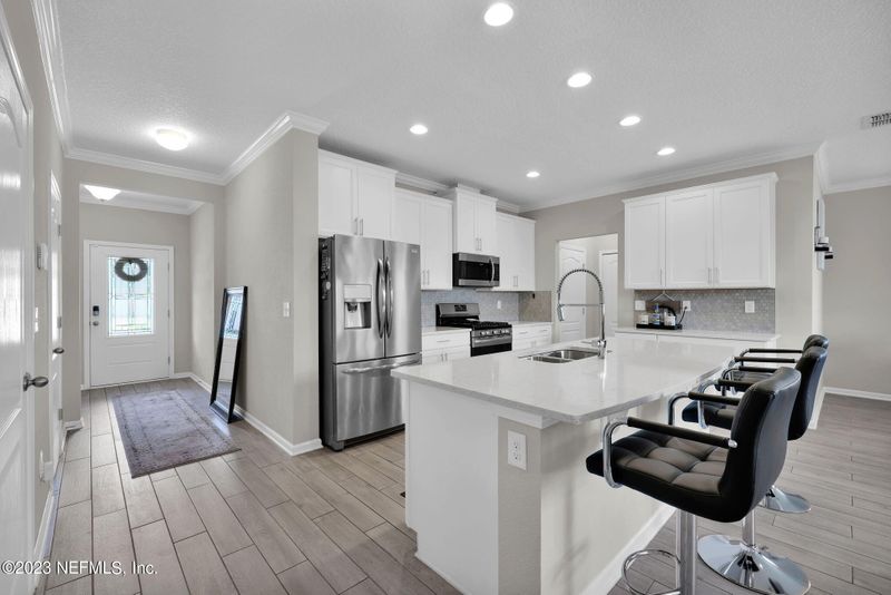 138 Glasgow Dr, St Johns, FL 32259