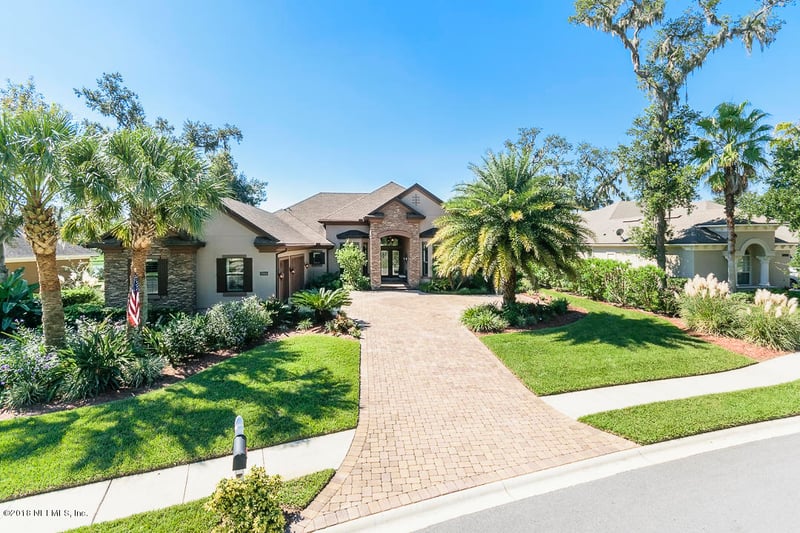13814 Saxon Lake Dr, Jacksonville, FL 32225